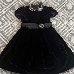 Il Gufo Black Velvet Girls dress